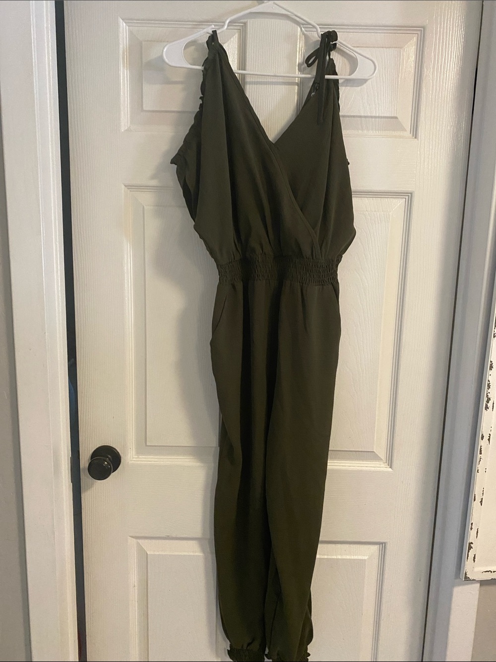 Pretty Garden Olive Green Sleeveless Jumpsuit with Elastic Waist Cold Shoulder S